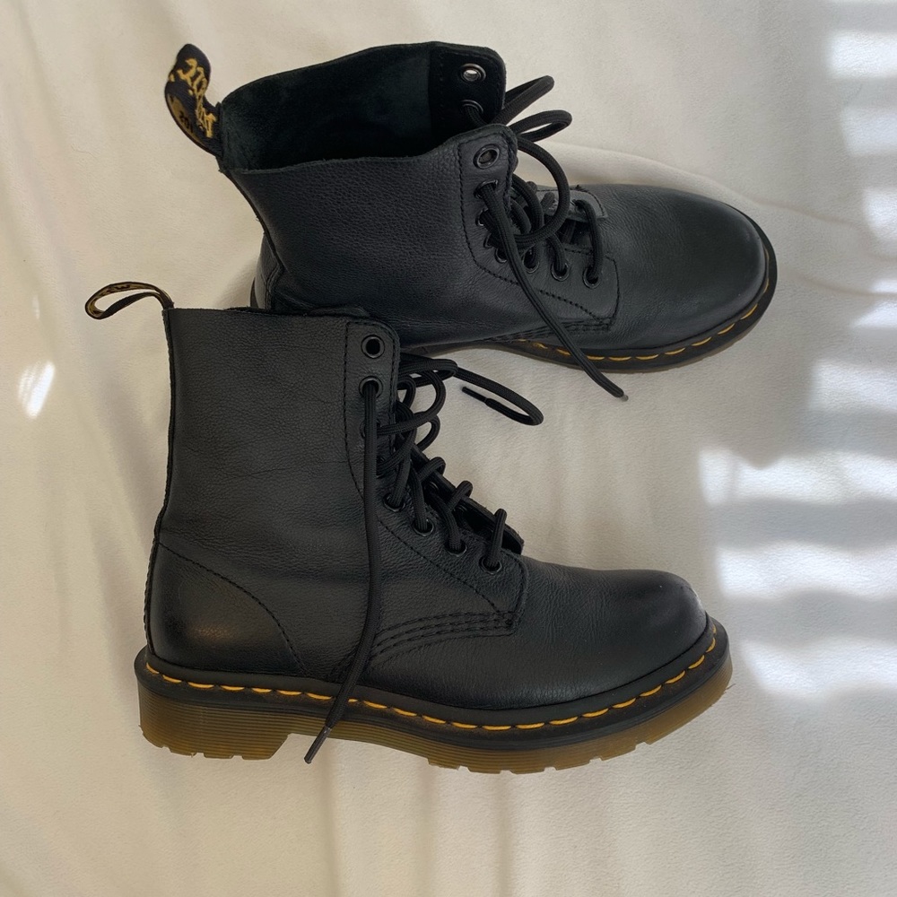 Classic Dr. Martens, Women’s size 6 black boots